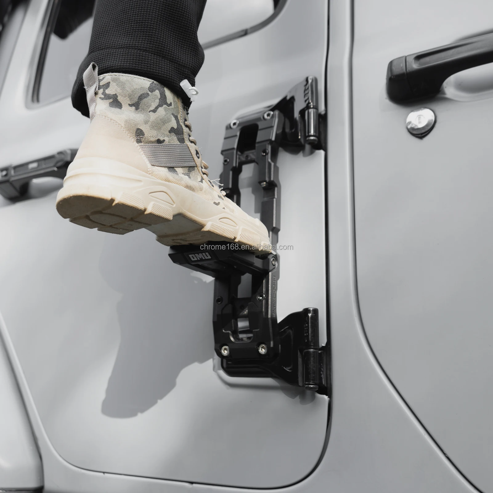 Дверная петля серии OMU Genesis для Jeep Wrangler, аксессуары для внедорожных дверей, складная дверная ступенька для Jeep JK JL Gladiator
Дверная петля серии OMU Genesis для Jeep Wrangler, аксессуары для внедорожных дверей, складная дверная ступенька для Jeep JK JL Gladiator