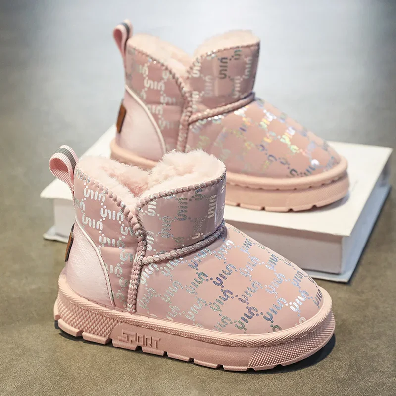 2026 зимние детские зимние ботинки для мальчиков, теплые толстые полусапожки, однотонные бархатные нескользящие хлопковые ботинки для девочек, искусственная кожа
2026 зимние детские зимние ботинки для мальчиков, теплые толстые полусапожки, однотонные бархатные нескользящие хлопковые ботинки для девочек, искусственная кожа