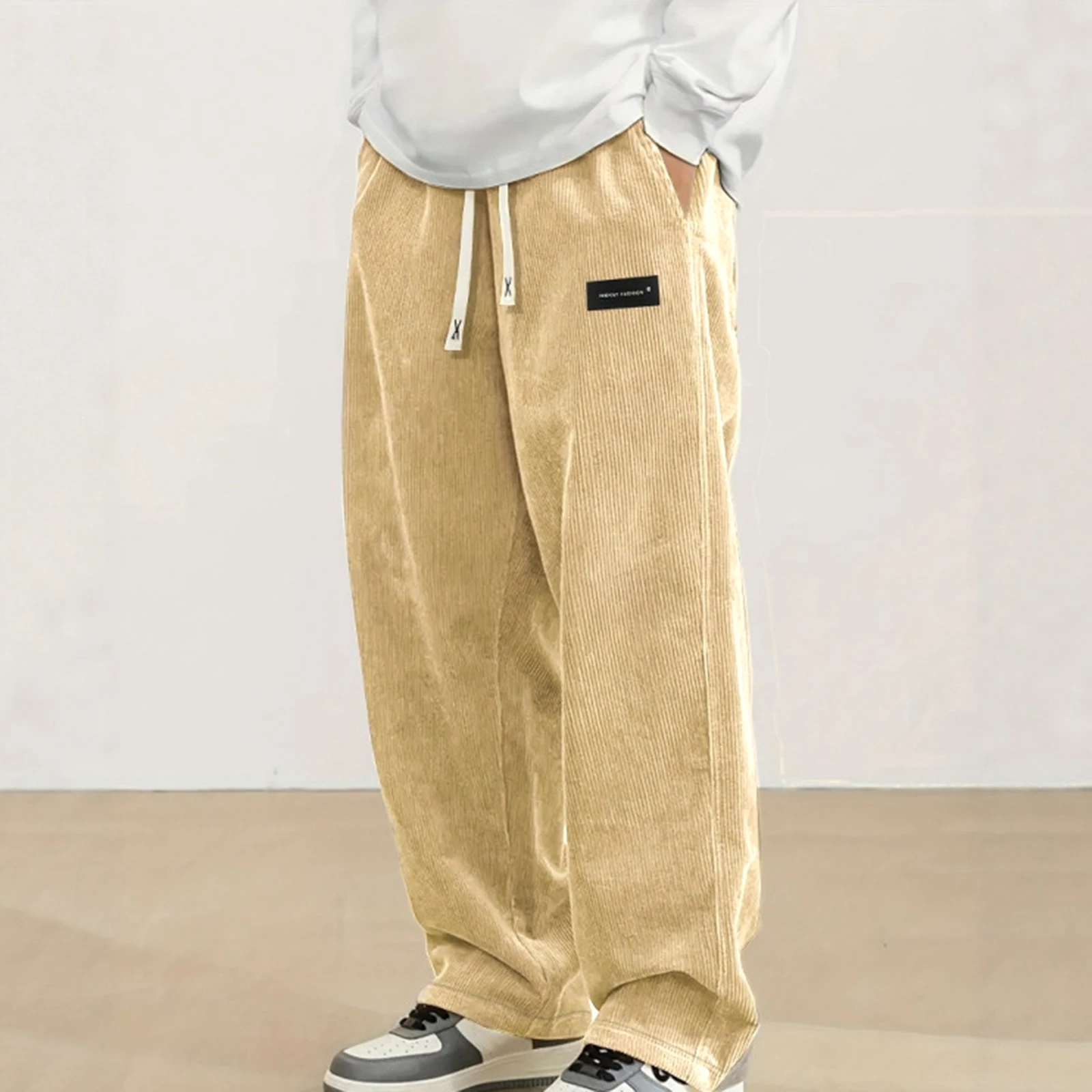 Men s Corduroy Pants with Letter Patch Detail and Drawstring Elastic Waist Spring Casual Trousers with Pockets Comfortable
Men s Corduroy Pants with Letter Patch Detail and Drawstring Elastic Waist Spring Casual Trousers with Pockets Comfortable
