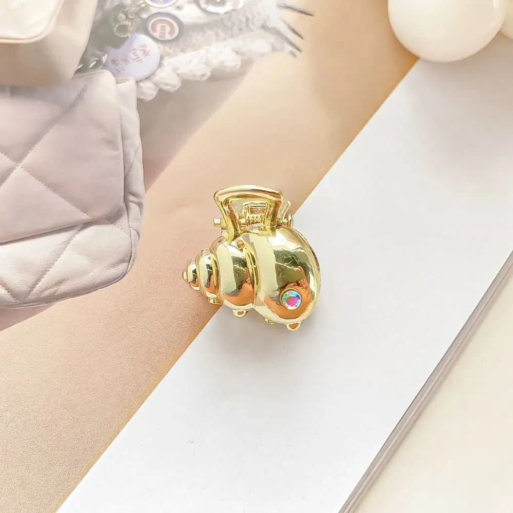 Retro Hair Accessories Starfish Hair Claw Metal Heart Shell Hair Crab Clip Hair Ornaments Hair Clip Mini Hair Claw Women
Retro Hair Accessories Starfish Hair Claw Metal Heart Shell Hair Crab Clip Hair Ornaments Hair Clip Mini Hair Claw Women