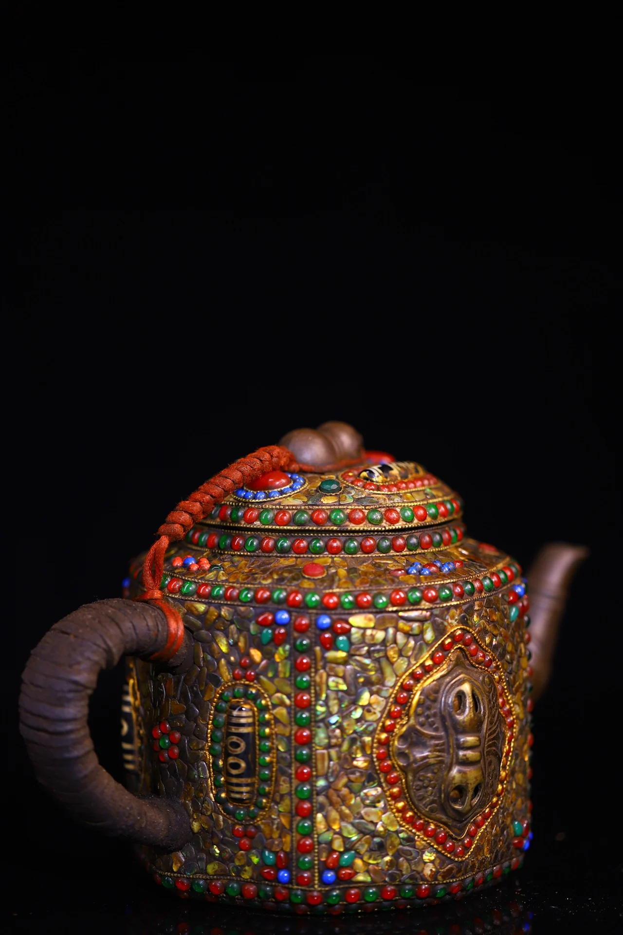 9"Tibetan Temple Collection Old Purple Clay Pot Mosaic Gem gZi Beads Shell Vajra Buddhist kettle Teapot Flagon Worship Hall
9"Tibetan Temple Collection Old Purple Clay Pot Mosaic Gem gZi Beads Shell Vajra Buddhist kettle Teapot Flagon Worship Hall