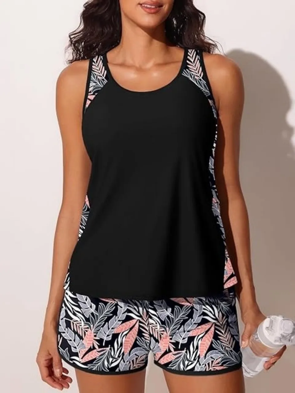 Комплект танкини с бретелями 2026: женский раздельный купальник с принтом, шорты, пляжный костюм с подкладкой, летняя пляжная одежда
Комплект танкини с бретелями 2026: женский раздельный купальник с принтом, шорты, пляжный костюм с подкладкой, летняя пляжная одежда