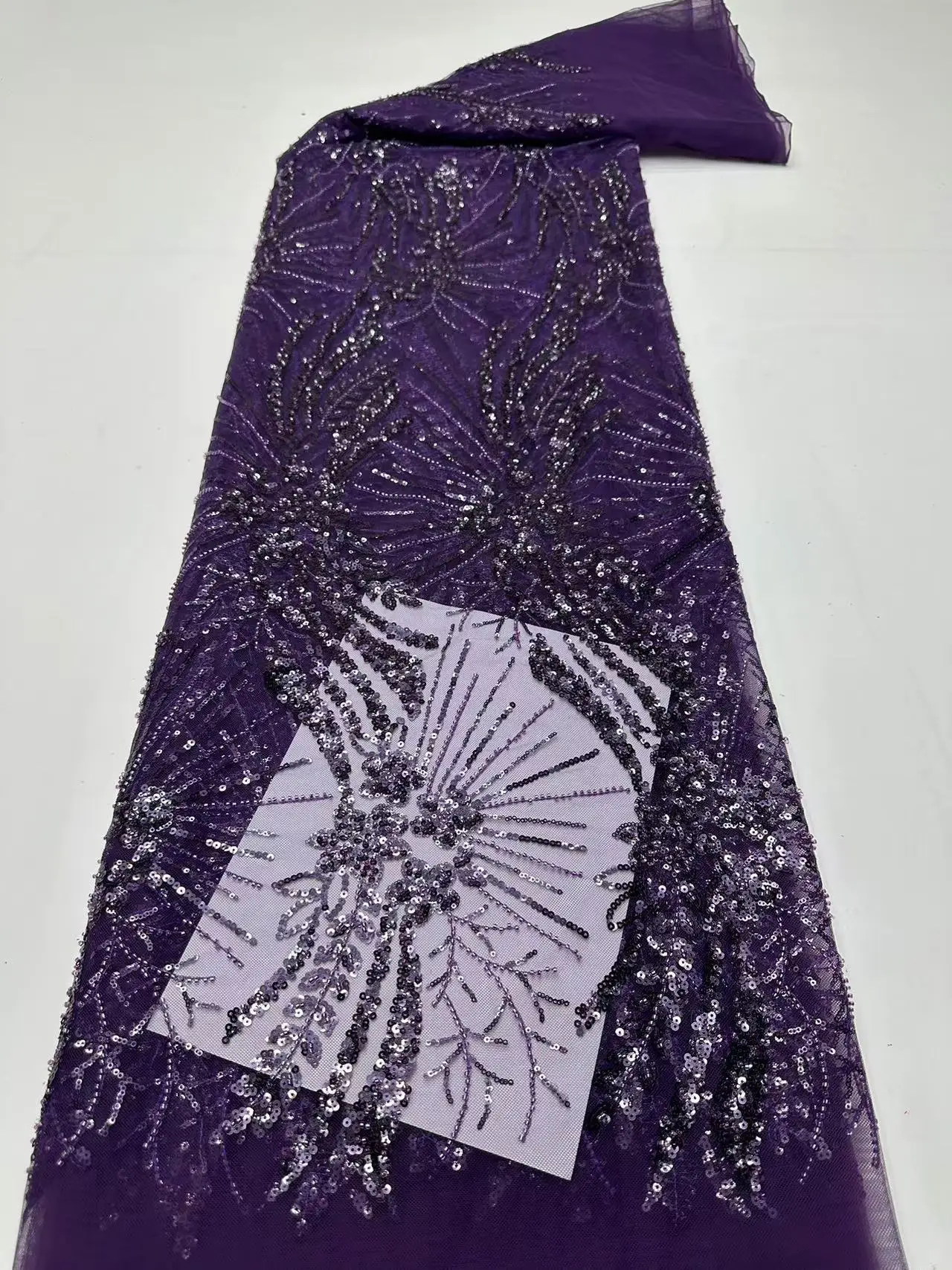 Luxury Purple African Sequins Beaded Lace Fabric 2025 High Quality 5 Yards French Lace Fabric Nigerian Net Lace for Dress Party
Luxury Purple African Sequins Beaded Lace Fabric 2025 High Quality 5 Yards French Lace Fabric Nigerian Net Lace for Dress Party
