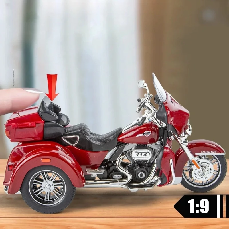 1:9 D-VTRI GLIDE ULTRA Motorcycle Model Alloy Diecast Cruiser Motorcycle Sound Light Collection Decoration Gift
1:9 D-VTRI GLIDE ULTRA Motorcycle Model Alloy Diecast Cruiser Motorcycle Sound Light Collection Decoration Gift
