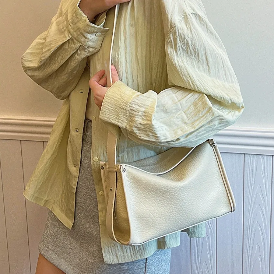 Женская сумка-тоут из мягкой кожи большой вместимости, новинка 2025, женская сумка, универсальная высококачественная сумка через плечо 
Женская сумка-тоут из мягкой кожи большой вместимости, новинка 2025, женская сумка, универсальная высококачественная сумка через плечо