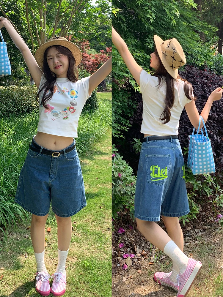 Ретро-корейские джинсовые шорты для девочек, летние свободные укороченные брюки с широкими штанинами, вышитые надписи, повседневные джинсы
Ретро-корейские джинсовые шорты для девочек, летние свободные укороченные брюки с широкими штанинами, вышитые надписи, повседневные джинсы