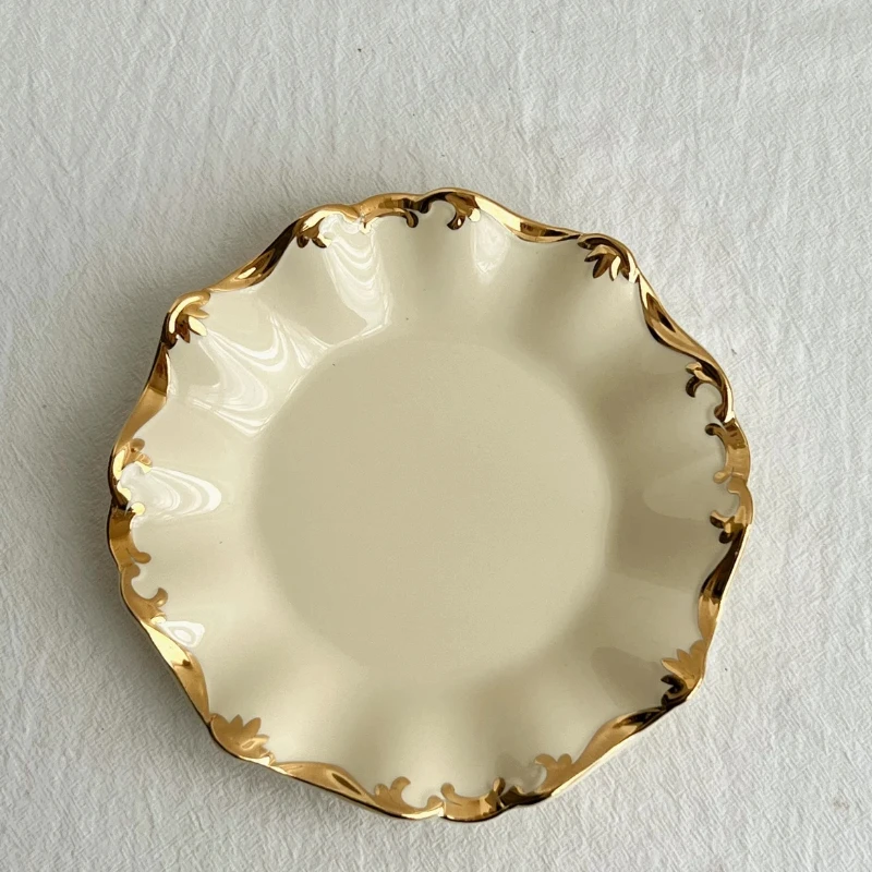 Single Manual Painting Golden Vintage Beige Ceramic Plate Bowl Milk Pot Coffee Cup
Single Manual Painting Golden Vintage Beige Ceramic Plate Bowl Milk Pot Coffee Cup
