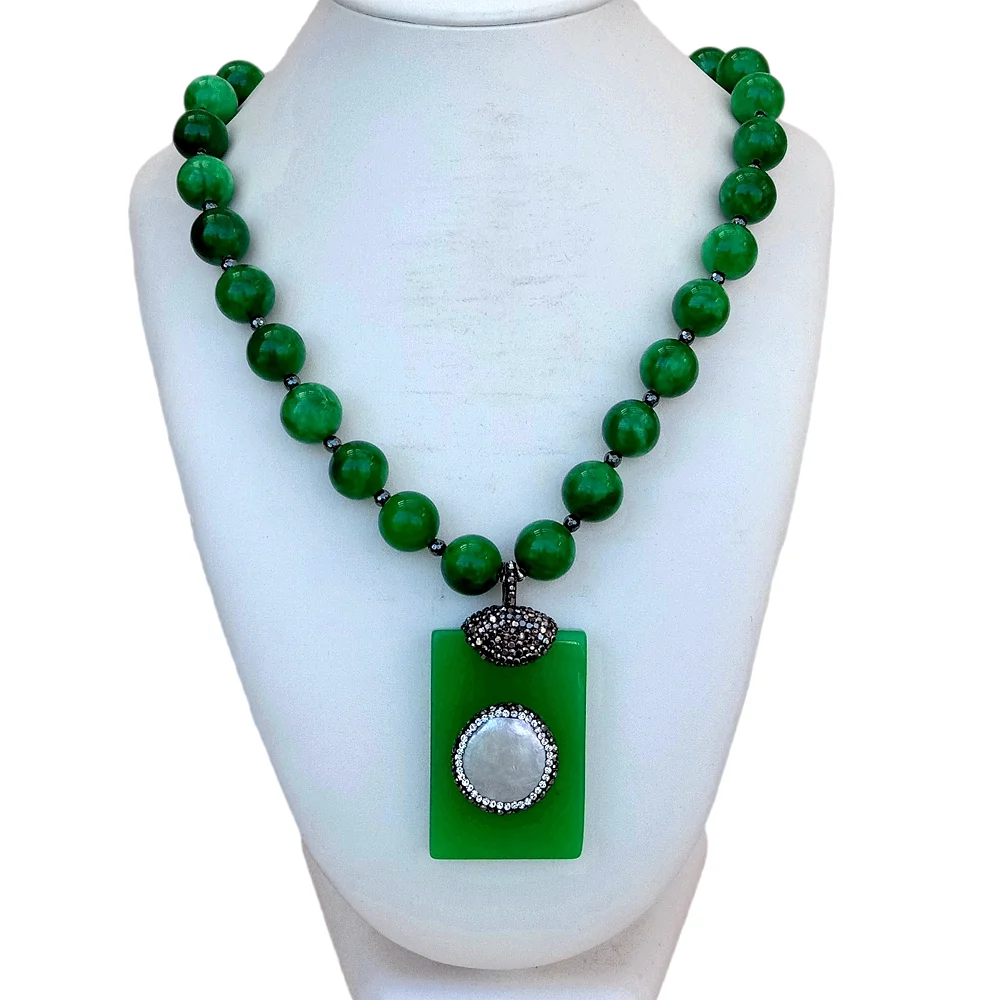 Y·YING Green Jade Round Shape Smooth Necklace Rectangle Jade Coin Pearl pendant 20"
Y·YING Green Jade Round Shape Smooth Necklace Rectangle Jade Coin Pearl pendant 20"