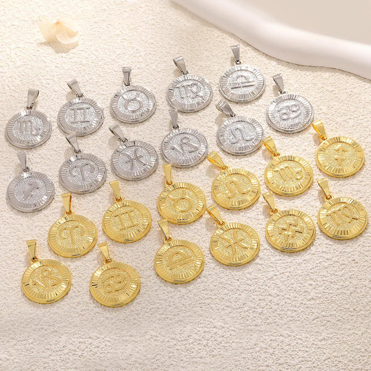1Pc Jewellery Making 18K Gold Plated Silver Copper Round 12 Constellation Pendant for DIY Necklace Bracelet Accessories Supplies
1Pc Jewellery Making 18K Gold Plated Silver Copper Round 12 Constellation Pendant for DIY Necklace Bracelet Accessories Supplies