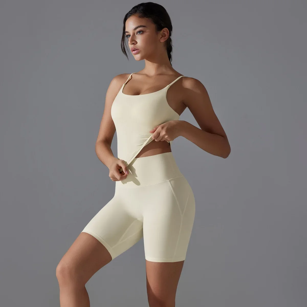 Yoga Set 2PCS Sports Suit Women U-shaped Vest Crop Top High Waist Sport Shorts Gym Clothing Fitness Running Workout Sporstwear
Yoga Set 2PCS Sports Suit Women U-shaped Vest Crop Top High Waist Sport Shorts Gym Clothing Fitness Running Workout Sporstwear