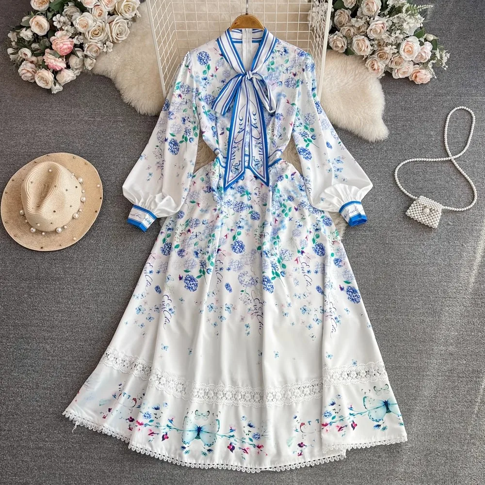 Fashion Designer Holiday Flower Midi Dress 2024 Spring Women Bow Neck Floral Print Hollow Out Lace Hem Runway Long Vestidos 6686
Fashion Designer Holiday Flower Midi Dress 2024 Spring Women Bow Neck Floral Print Hollow Out Lace Hem Runway Long Vestidos 6686