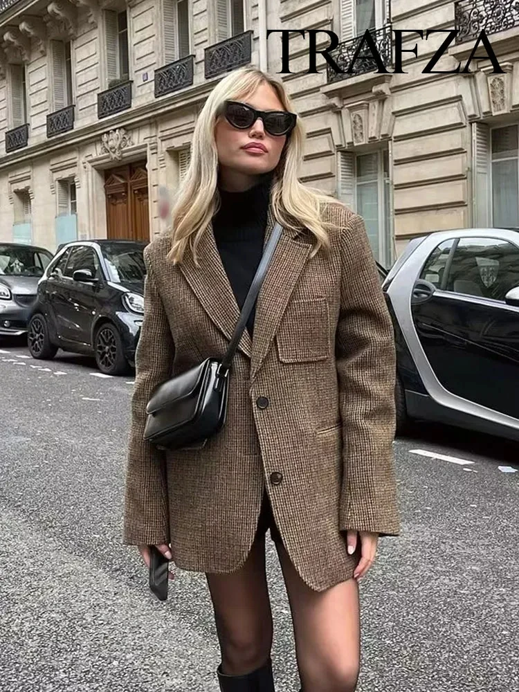 TRAFZA 2025 Spring Women's Retro Checker Commuter Suit Jacket V-neck Single Breakfast Elegant Women's Casual Pocket Jacket Y2K
TRAFZA 2025 Spring Women's Retro Checker Commuter Suit Jacket V-neck Single Breakfast Elegant Women's Casual Pocket Jacket Y2K