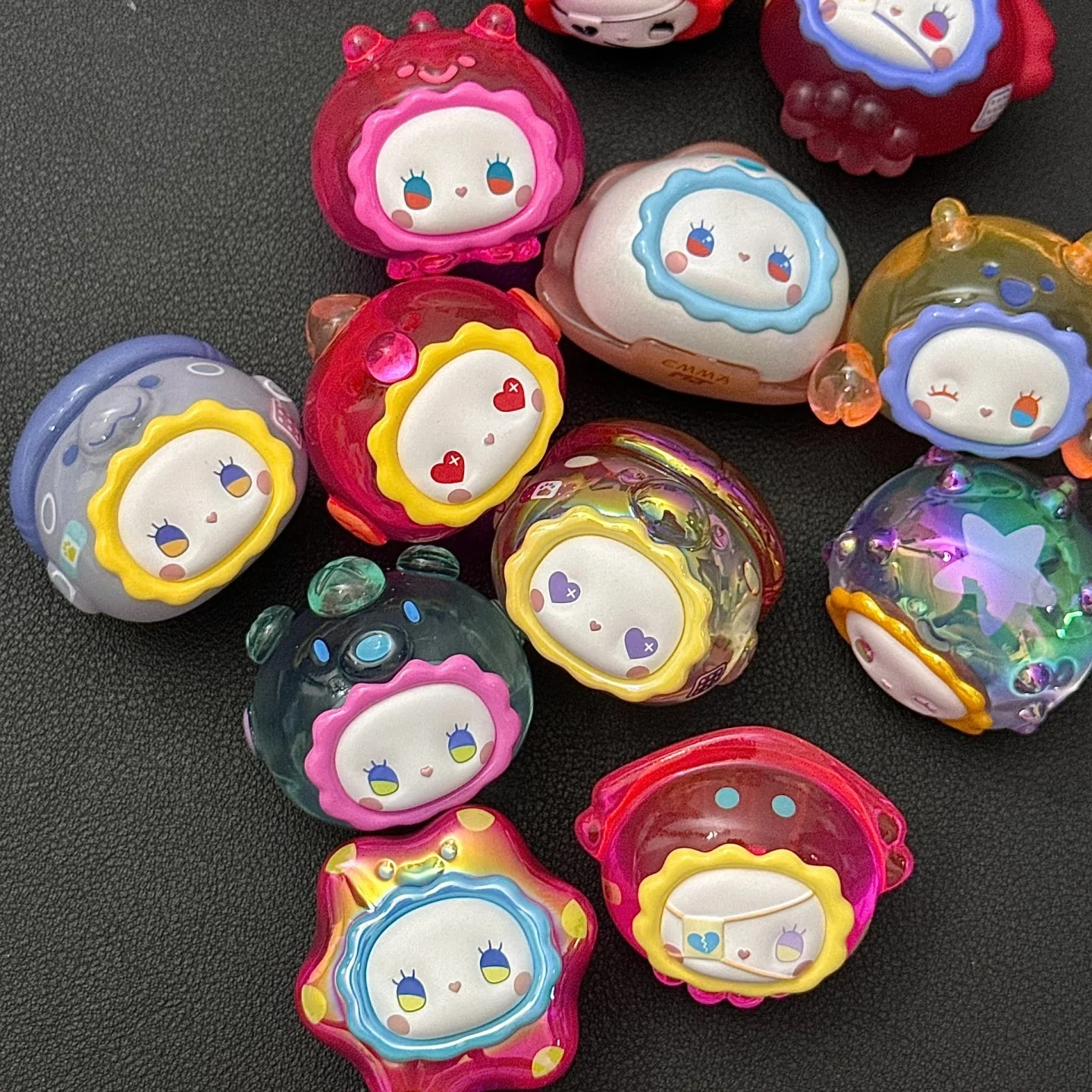 Spot Эмма Секретный лес Серия Ocean Bubble Мини Симпатичные частицы Слепая коробка Модная игра Кукла ручной работы Подарочный орнамент Таинственная коробка Игрушка
Spot Эмма Секретный лес Серия Ocean Bubble Мини Симпатичные частицы Слепая коробка Модная игра Кукла ручной работы Подарочный орнамент Таинственная коробка Игрушка