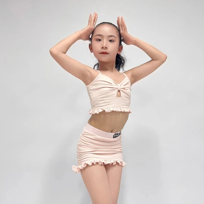 2025 Summer New Latin Dance Dress Children Pink Sleeveless Practice Set Girls Samba Performance Wear Training Clothes XH2585
2025 Summer New Latin Dance Dress Children Pink Sleeveless Practice Set Girls Samba Performance Wear Training Clothes XH2585
