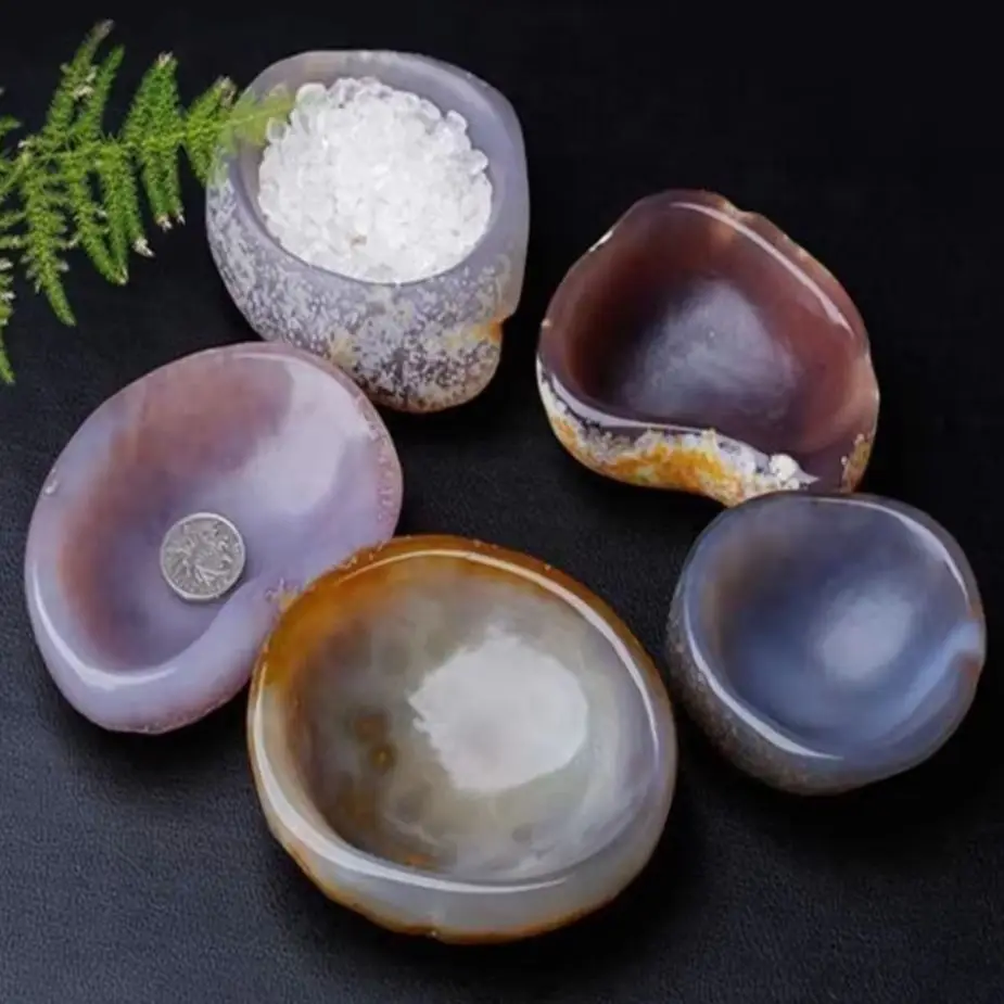 Random Shaped Agate Crystal Bowl Natural Mineral Bowl Spiritual Energy Treatment Bowl Demagnetization Bowl Gemstone Bowl
Random Shaped Agate Crystal Bowl Natural Mineral Bowl Spiritual Energy Treatment Bowl Demagnetization Bowl Gemstone Bowl