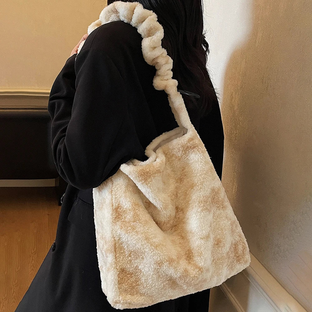 Autumn Winter Women Plush Shoulder Bag 2025 New Casual Large Capacity Soft Fluffy Fur Totes Trendy Tie-dye Crossbody Bag
Autumn Winter Women Plush Shoulder Bag 2025 New Casual Large Capacity Soft Fluffy Fur Totes Trendy Tie-dye Crossbody Bag