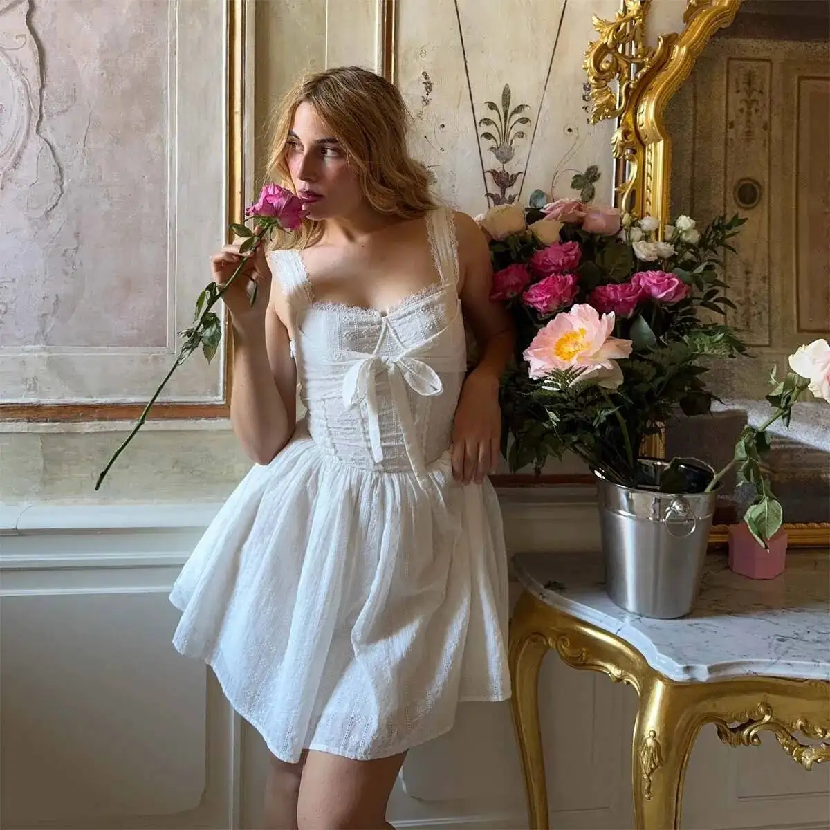 New French-style Elegant And Sexy Low-cut Waist-cinching Embroidered Camisole Dress For Women 2365
New French-style Elegant And Sexy Low-cut Waist-cinching Embroidered Camisole Dress For Women 2365