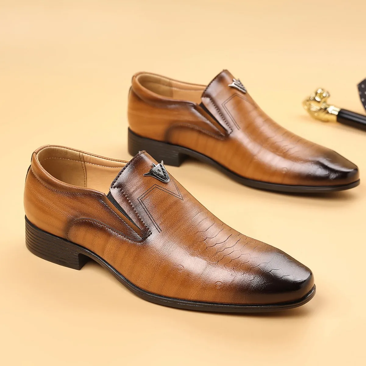 Men's Business Leather Shoes Classic Office Banquet Dress Shoes Comfortable and Breathable
Men's Business Leather Shoes Classic Office Banquet Dress Shoes Comfortable and Breathable