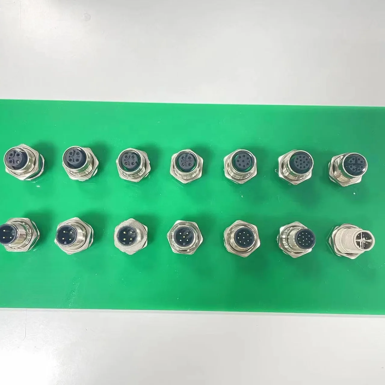 M12 K Code Female Panel Sensor Connector 5 Pin 16A DC Power Front Side Fastening With PCB Contacts
M12 K Code Female Panel Sensor Connector 5 Pin 16A DC Power Front Side Fastening With PCB Contacts