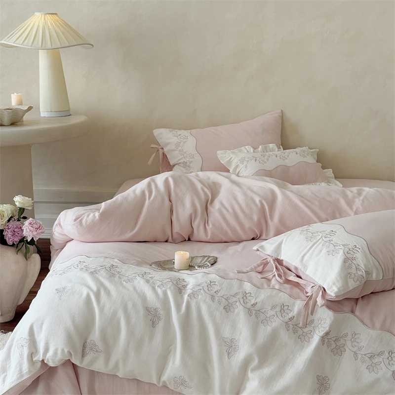 Flowers Butterfly Embroidery 100% Cotton Double Layer Yarn Bedding Set, Duvet Cover, Bed Sheet/Fitted Sheet, Pillowcases, 4Pcs
Flowers Butterfly Embroidery 100% Cotton Double Layer Yarn Bedding Set, Duvet Cover, Bed Sheet/Fitted Sheet, Pillowcases, 4Pcs