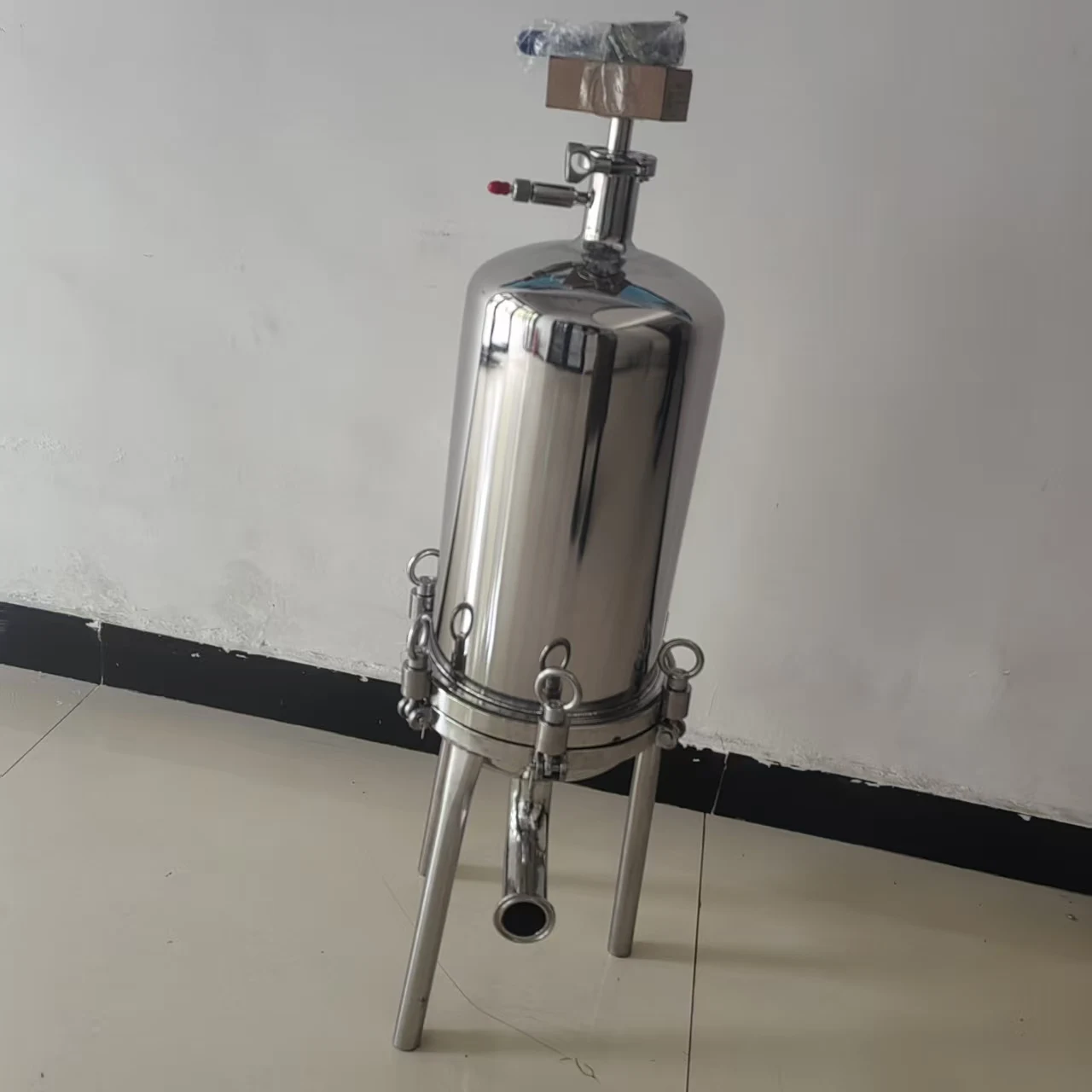10 Inch Stainless Steel 304 316 Precision Filter Housing Cartridge with 3 Pcs Plated Filter element
10 Inch Stainless Steel 304 316 Precision Filter Housing Cartridge with 3 Pcs Plated Filter element