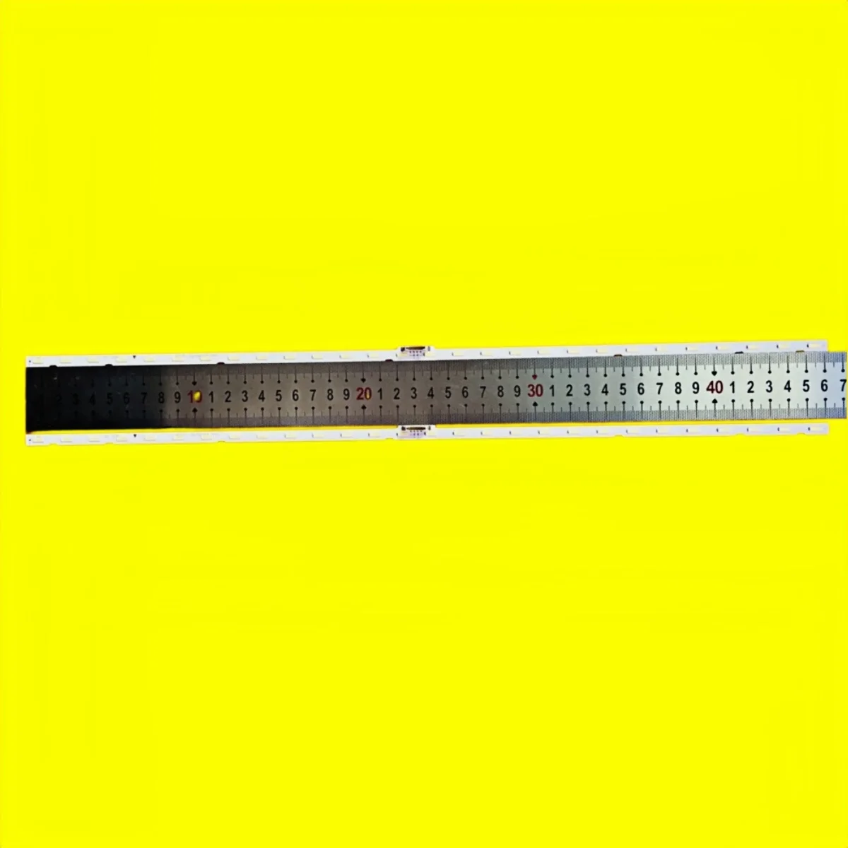 LED backlight for V8N1-430SM0-R0 BN96-45954A UE43RU7172U UE43NU7475 UE43NU7445 UE43RU7100 UE43NU7125K
LED backlight for V8N1-430SM0-R0 BN96-45954A UE43RU7172U UE43NU7475 UE43NU7445 UE43RU7100 UE43NU7125K