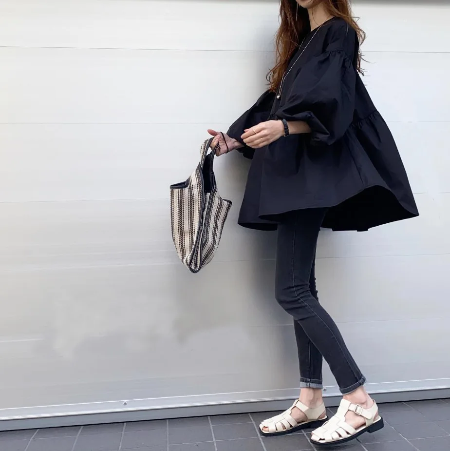 Блузка большого размера с пышными рукавами, шикарная женская дизайнерская рубашка осени 2025 года, топ свободного покроя
Блузка большого размера с пышными рукавами, шикарная женская дизайнерская рубашка осени 2025 года, топ свободного покроя