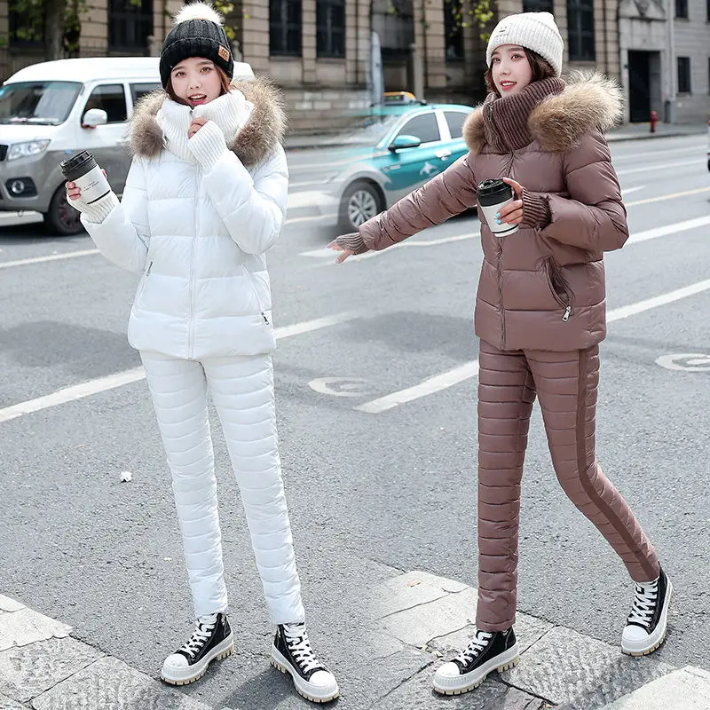 New Women's 2023 Winter Down Cotton Suits Female Short Warm Cotton-padded Hooded Coats and Slim Pants Ladies Two Piece Sets R502
New Women's 2023 Winter Down Cotton Suits Female Short Warm Cotton-padded Hooded Coats and Slim Pants Ladies Two Piece Sets R502