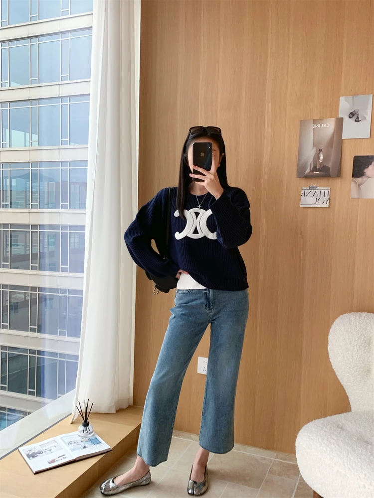 Мягкий тонкий джемпер с круглым вырезом и длинными рукавами, женский повседневный свободный трикотажный свитер
Мягкий тонкий джемпер с круглым вырезом и длинными рукавами, женский повседневный свободный трикотажный свитер