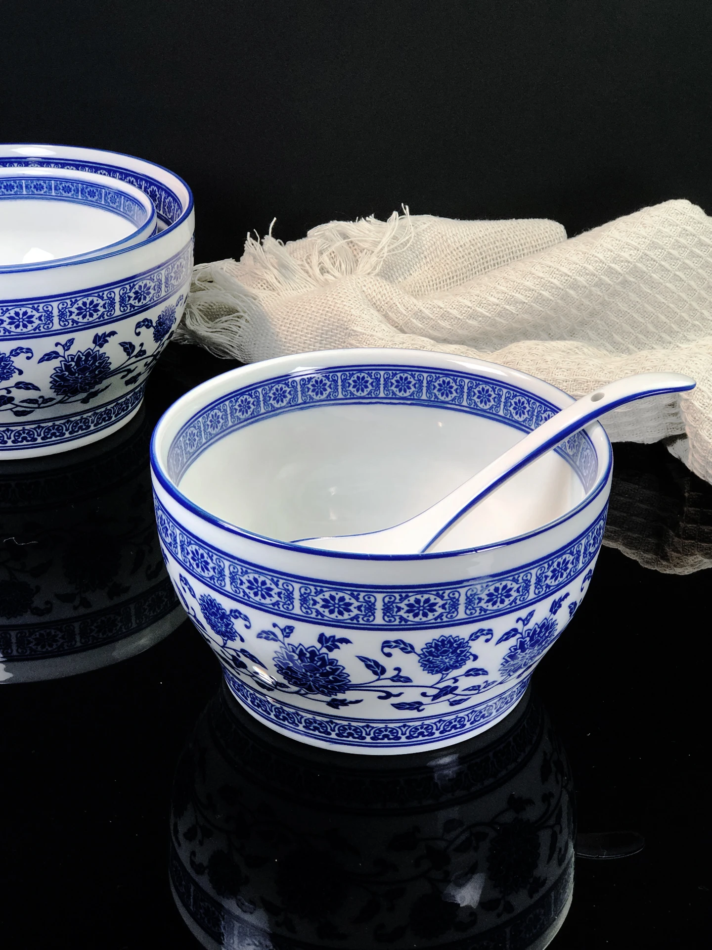 Ретро-соусница для коммерческих ресторанов самообслуживания, для приправ к хот-поту, глазурованная фарфоровая чаша, чайная чашка, сечуань...
Ретро-соусница для коммерческих ресторанов самообслуживания, для приправ к хот-поту, глазурованная фарфоровая чаша, чайная чашка, сечуань...