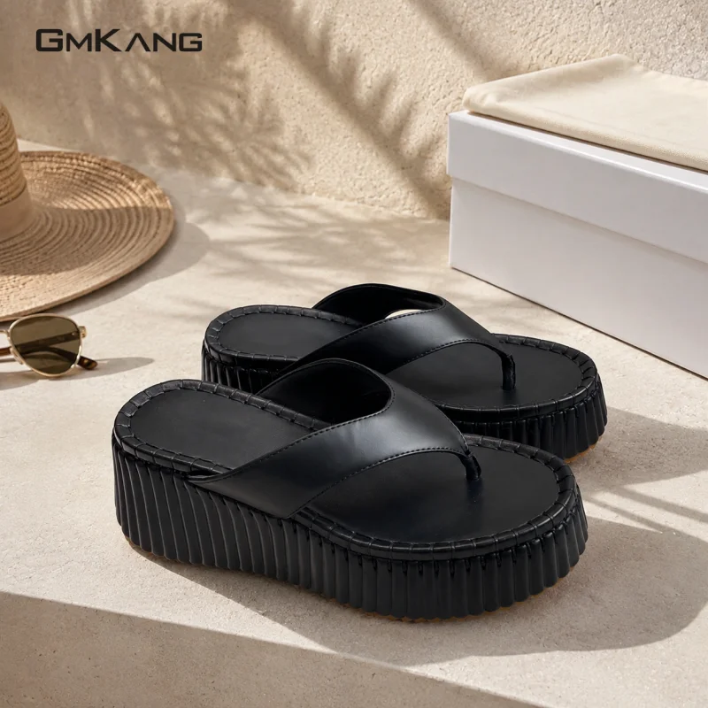 Women's Cow Leather Platform Flip Flops Wedge Heel Summer Slip On Sandals Non-slip Thick Sole Slippers
Women's Cow Leather Platform Flip Flops Wedge Heel Summer Slip On Sandals Non-slip Thick Sole Slippers