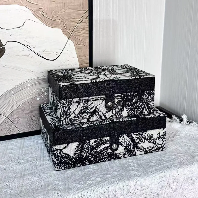Modern Jewelry Storage Box Necklace Ring Holder Organizer Boxes Large Capacity Bracelet Case Jewellery Trinket Display Cases
Modern Jewelry Storage Box Necklace Ring Holder Organizer Boxes Large Capacity Bracelet Case Jewellery Trinket Display Cases