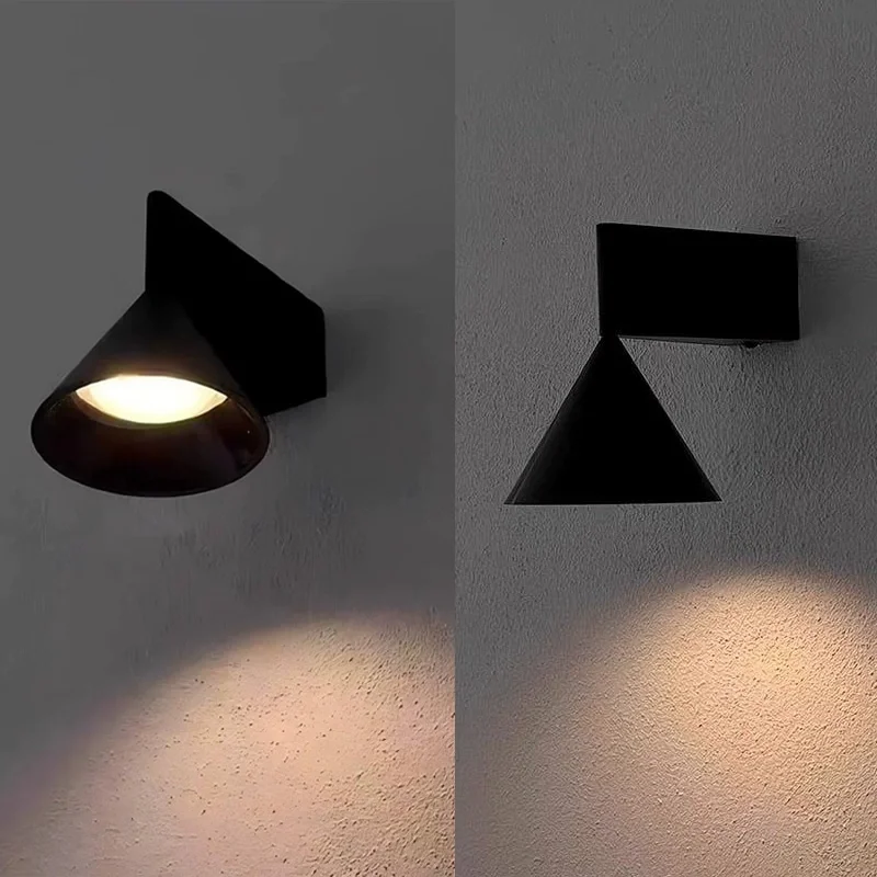 Modern small wall lights Designer Aluminum geometric Lamp Bedroom Bedside Reading Light Stairway Decoration up and down lights
Modern small wall lights Designer Aluminum geometric Lamp Bedroom Bedside Reading Light Stairway Decoration up and down lights