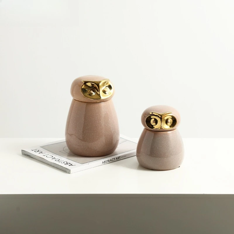Modern simple and creative golden cat's eye ceramic decorative jar, cabinet desktop light luxury ornament
Modern simple and creative golden cat's eye ceramic decorative jar, cabinet desktop light luxury ornament