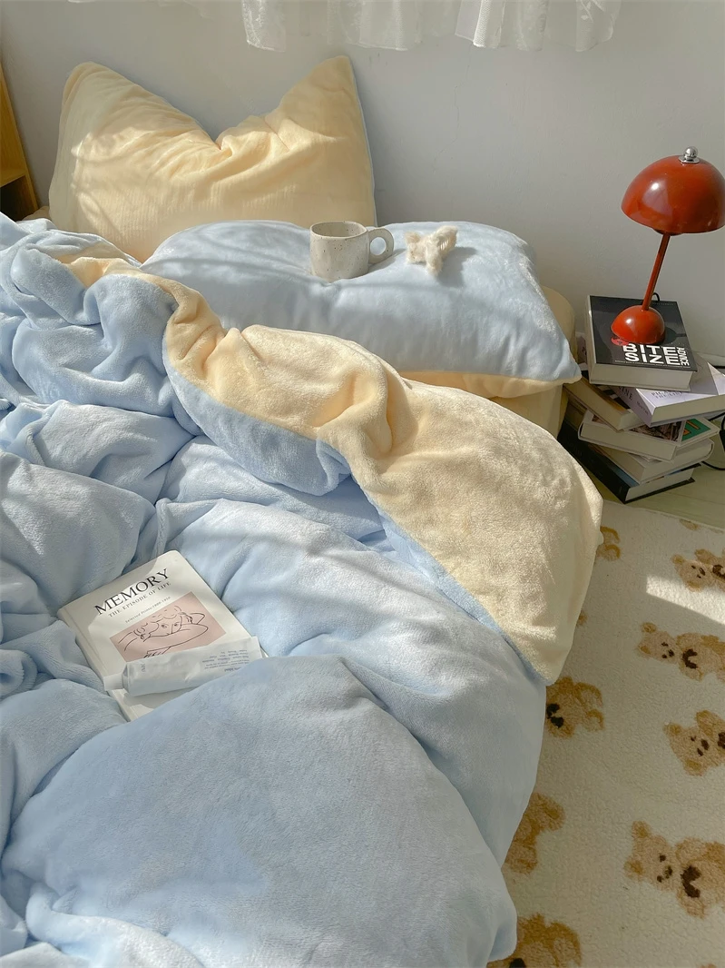 Warmth Dream Autumn Winter Thickened Milk Velvet Coral Fleece Four-Piece Bedding Set Cheese Blue Single Bedding Duvet Cover S...
Warmth Dream Autumn Winter Thickened Milk Velvet Coral Fleece Four-Piece Bedding Set Cheese Blue Single Bedding Duvet Cover S...