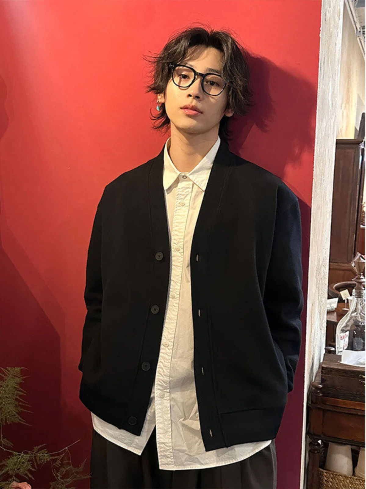 Мужской трикотажный джемпер Bla V-Ne с V-образным вырезом, весенний, повседневный, универсальный, в корейском стиле, свободного кроя, с длинными рукавами, из дышащего полиэстера
Мужской трикотажный джемпер Bla V-Ne с V-образным вырезом, весенний, повседневный, универсальный, в корейском стиле, свободного кроя, с длинными рукавами, из дышащего полиэстера