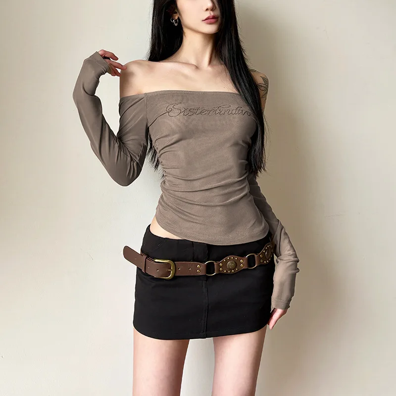 Spring sexy slash neck design personalized letter mesh long sleeved t-shirt for women
Spring sexy slash neck design personalized letter mesh long sleeved t-shirt for women