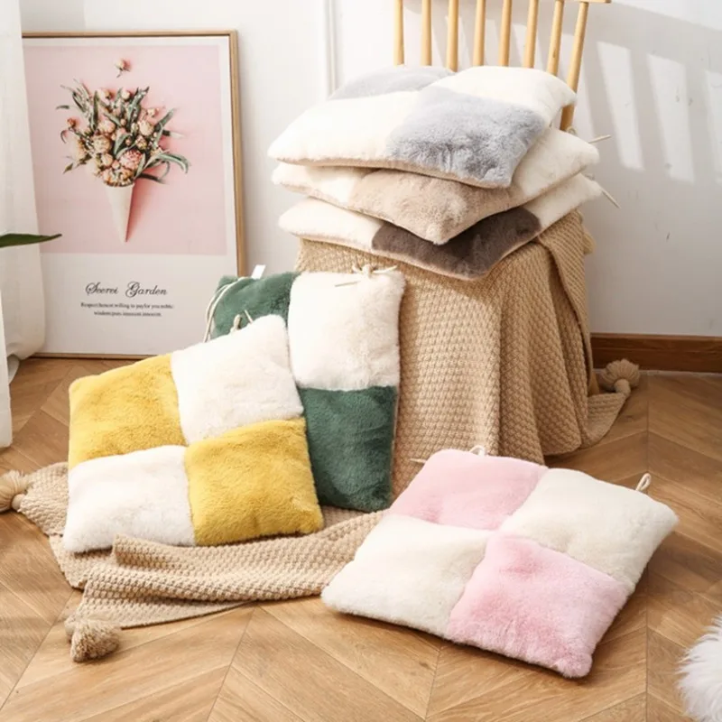 Four Grid Plush Seat Cushion, Winter Thickened Office Chair Cushion, Non Slip Dining Chair, Student Chair Cushion 방석
Four Grid Plush Seat Cushion, Winter Thickened Office Chair Cushion, Non Slip Dining Chair, Student Chair Cushion 방석