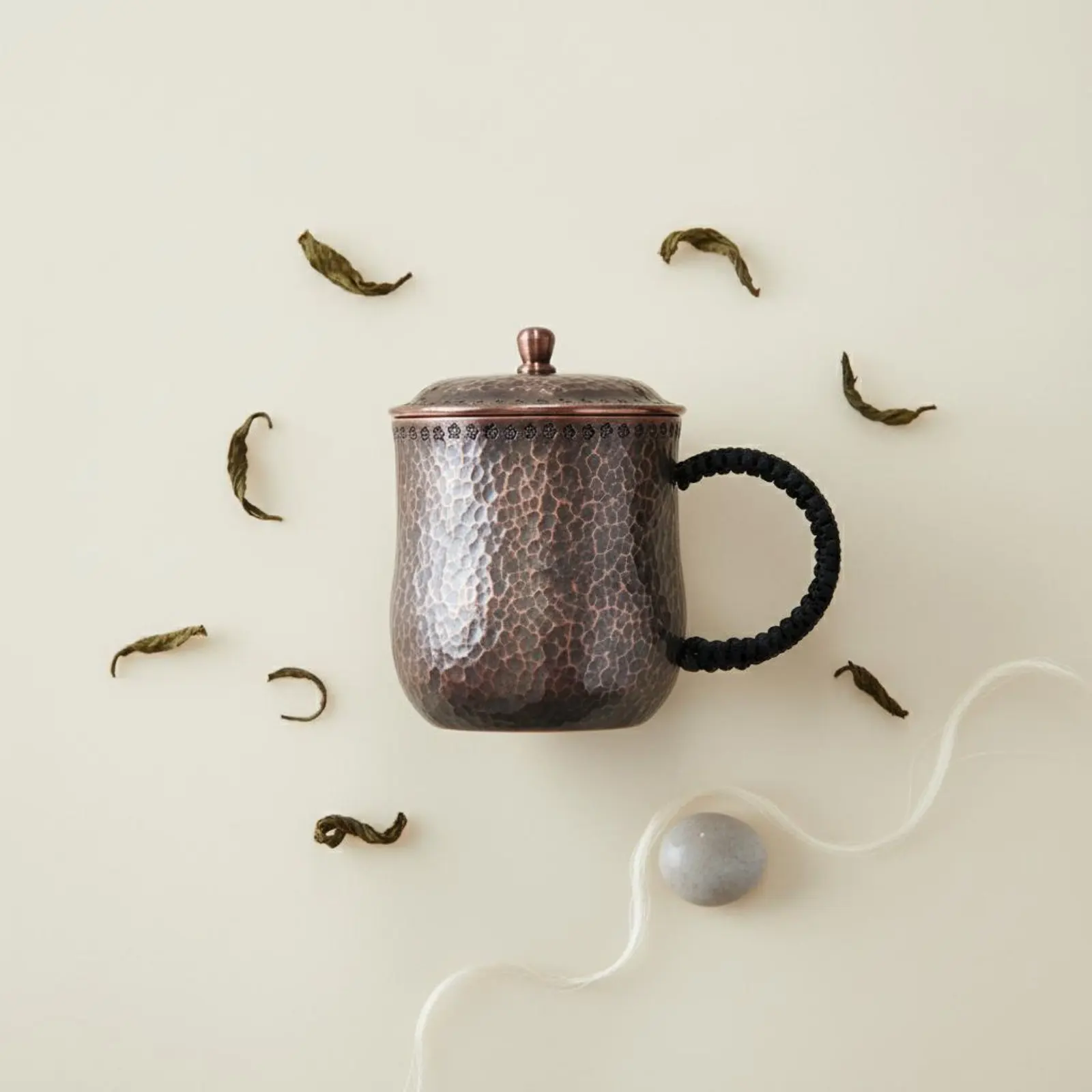 Handmade Solid Copper Teacup Thickened Wall Solid Copper Teacup Drinkware Reusable Kitchenware Wide Mouth Design for Tea Break
Handmade Solid Copper Teacup Thickened Wall Solid Copper Teacup Drinkware Reusable Kitchenware Wide Mouth Design for Tea Break