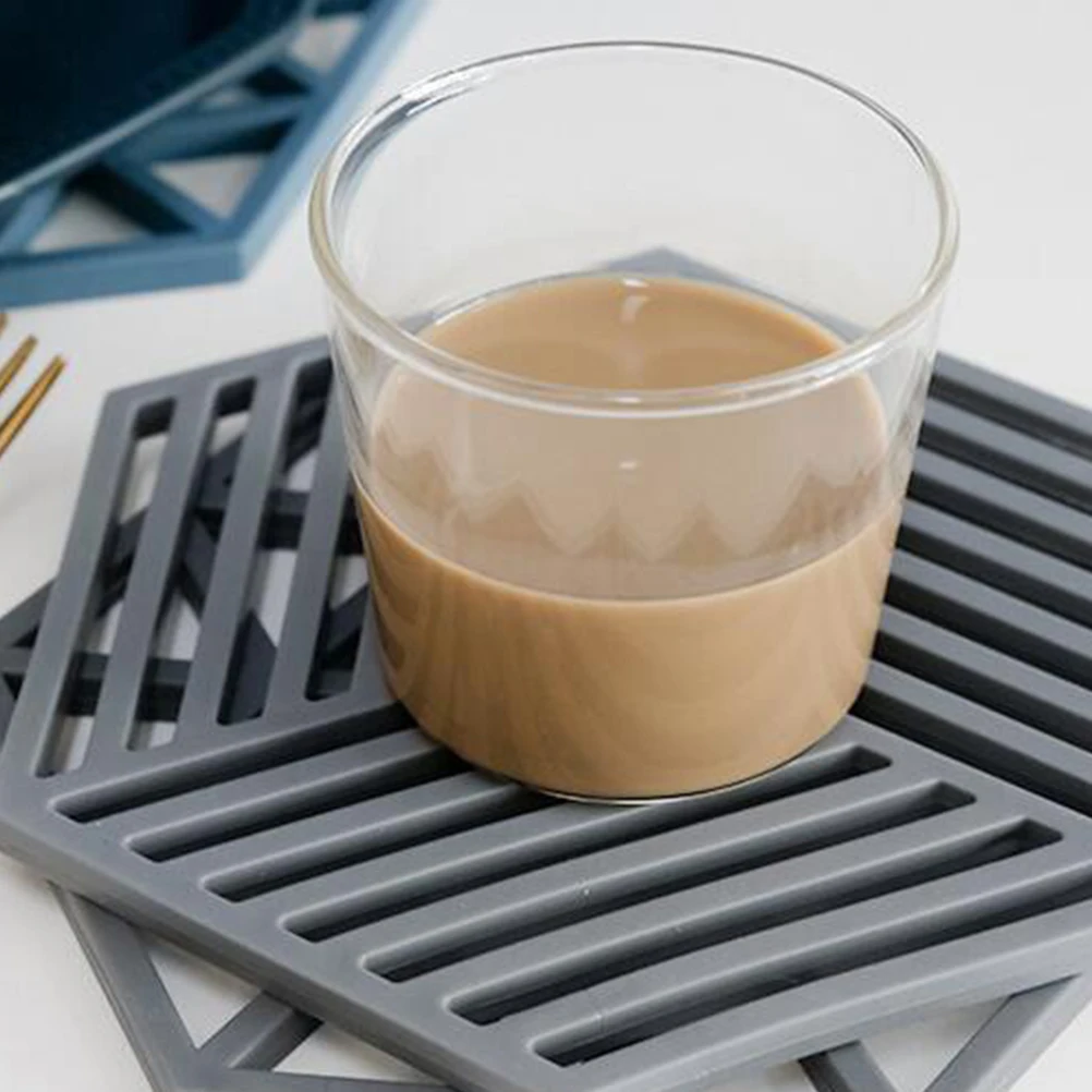 3 Pcs Non-slip Heat Insulation Mat Plate Pad Cup Table High Temperature Resistance Anti-slip Placemats
3 Pcs Non-slip Heat Insulation Mat Plate Pad Cup Table High Temperature Resistance Anti-slip Placemats