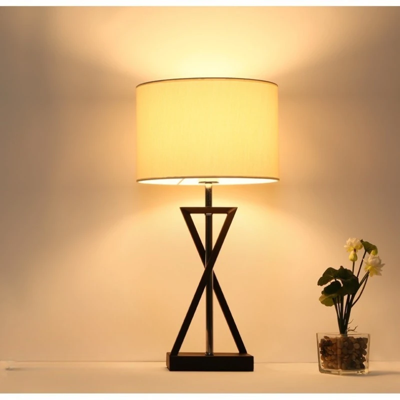Modern simple fabric fashion wrought iron desk lamp hotel clubhouse study
Modern simple fabric fashion wrought iron desk lamp hotel clubhouse study