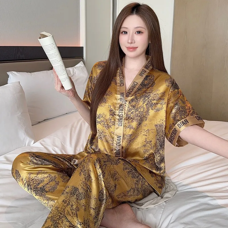 Ladies Ice Silk Pajama 2 Piece Sexy Pyjama Y2K Shorts Long Sleeve Sleepwear Summer Nightgown Kawaii Pijama Home Suit New Arrival
Ladies Ice Silk Pajama 2 Piece Sexy Pyjama Y2K Shorts Long Sleeve Sleepwear Summer Nightgown Kawaii Pijama Home Suit New Arrival
