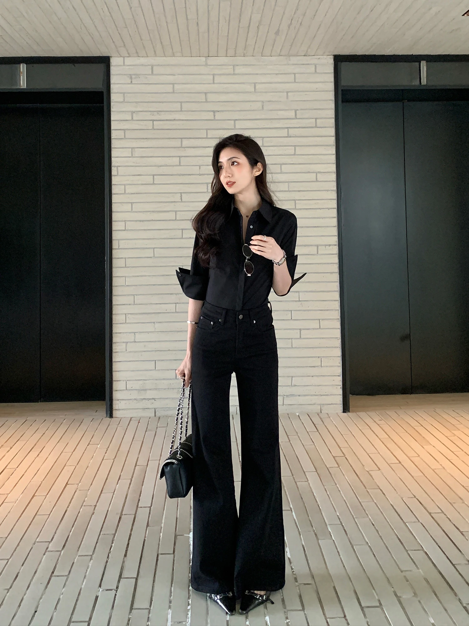 High Waist Bell Bot Jeans Women's Slim Fit Long Pants Retro Sle Floor Length Trousers MULVAN Faionable Ladies Denim
High Waist Bell Bot Jeans Women's Slim Fit Long Pants Retro Sle Floor Length Trousers MULVAN Faionable Ladies Denim