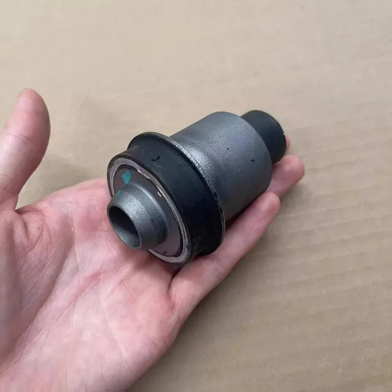 Front , Rear Axle Bushing for DONGFENG Aeolus E70,A60
Front , Rear Axle Bushing for DONGFENG Aeolus E70,A60