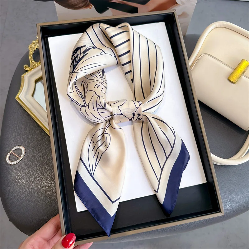 Luxury Print Fashion Square Scarf Women 70*70cm Silk Scarf Neckerchief Hairband Soft Hijab Ribbon Headband Bandana Foulard Gift
Luxury Print Fashion Square Scarf Women 70*70cm Silk Scarf Neckerchief Hairband Soft Hijab Ribbon Headband Bandana Foulard Gift