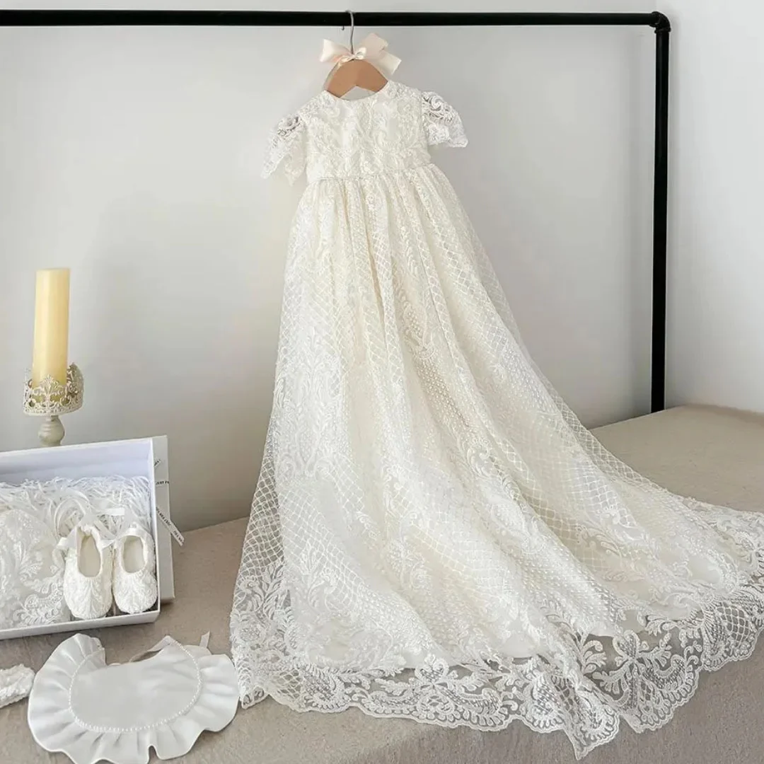 Customized Ivory Flower Girl Dress For Wedding Lace Appliques With Bow Floor Length New Born Baby Baptism First Communion Gown
Customized Ivory Flower Girl Dress For Wedding Lace Appliques With Bow Floor Length New Born Baby Baptism First Communion Gown