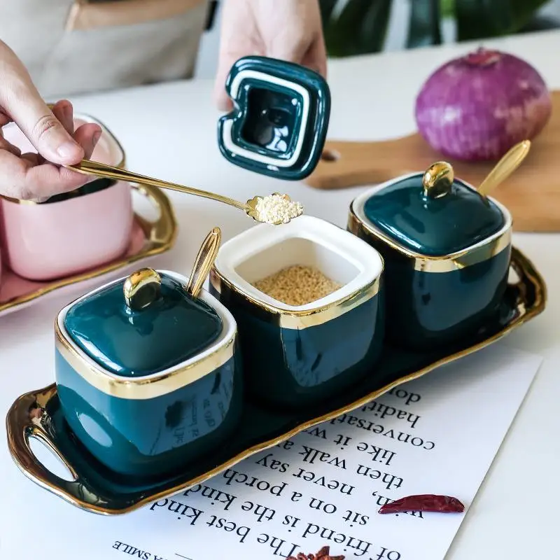 Nordic Style Ceramic Salt Shaker Kitchen Three-Piece Set Seasoning Sugar Jar Porcelain Pepper Mill Storage Container
Nordic Style Ceramic Salt Shaker Kitchen Three-Piece Set Seasoning Sugar Jar Porcelain Pepper Mill Storage Container