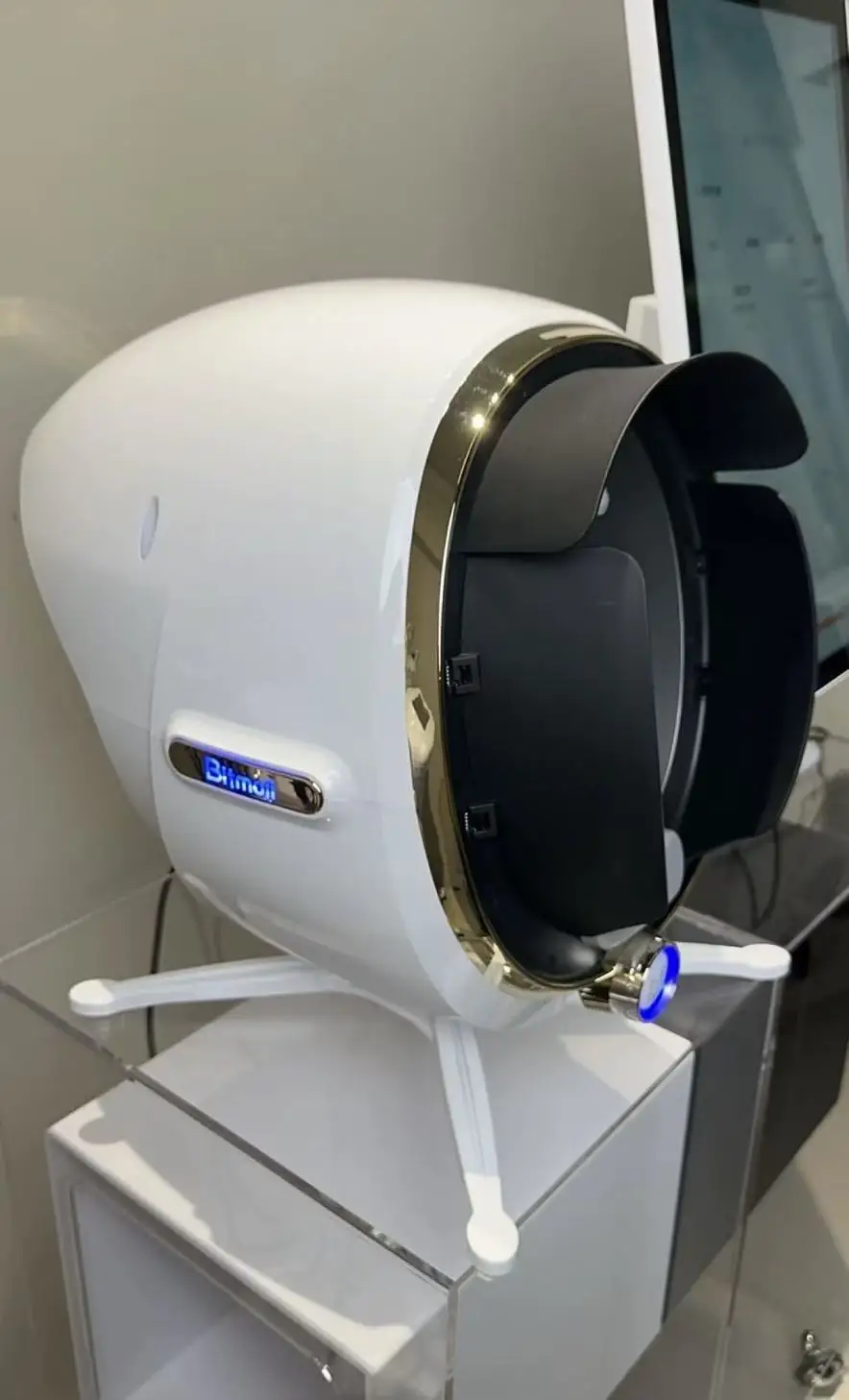 3D Skin Analysis Machine: Portable Facial Scanner with Magic Mirror - Moisture/Oil/Texture Tester for Home & Professional Use
3D Skin Analysis Machine: Portable Facial Scanner with Magic Mirror - Moisture/Oil/Texture Tester for Home & Professional Use