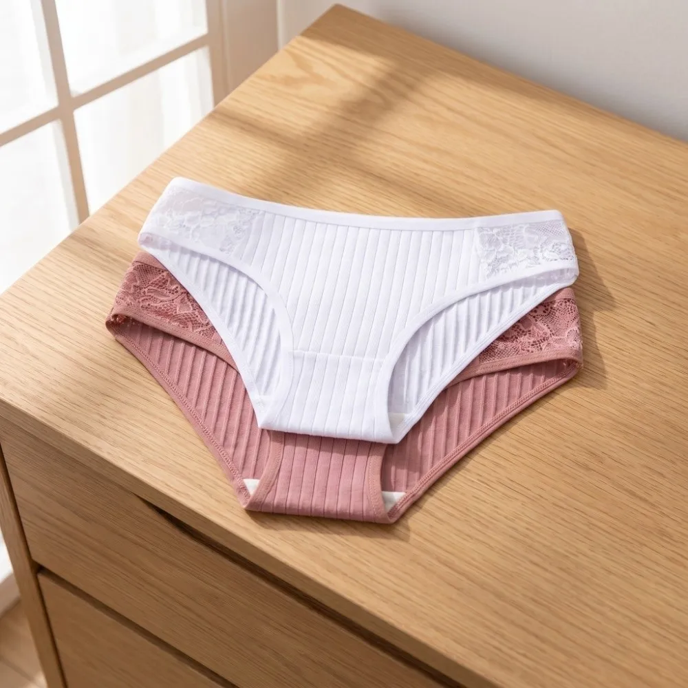 Comfortable Lace Lace Underpants Low Waist Briefs Women's Underwear Solid Color Cotton Triangle Panties Lady
Comfortable Lace Lace Underpants Low Waist Briefs Women's Underwear Solid Color Cotton Triangle Panties Lady