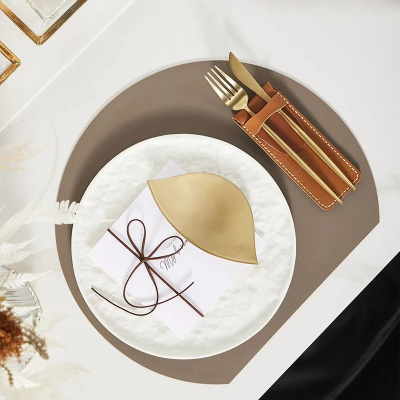 11inch White Corrugated Flat Ceramic Plate Dinner Plate Set Birthday Party Hotel Restaurant Exhibition Kitchenware Supplies
11inch White Corrugated Flat Ceramic Plate Dinner Plate Set Birthday Party Hotel Restaurant Exhibition Kitchenware Supplies